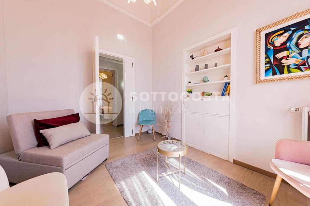 Contemporary Flat - Appartamento *