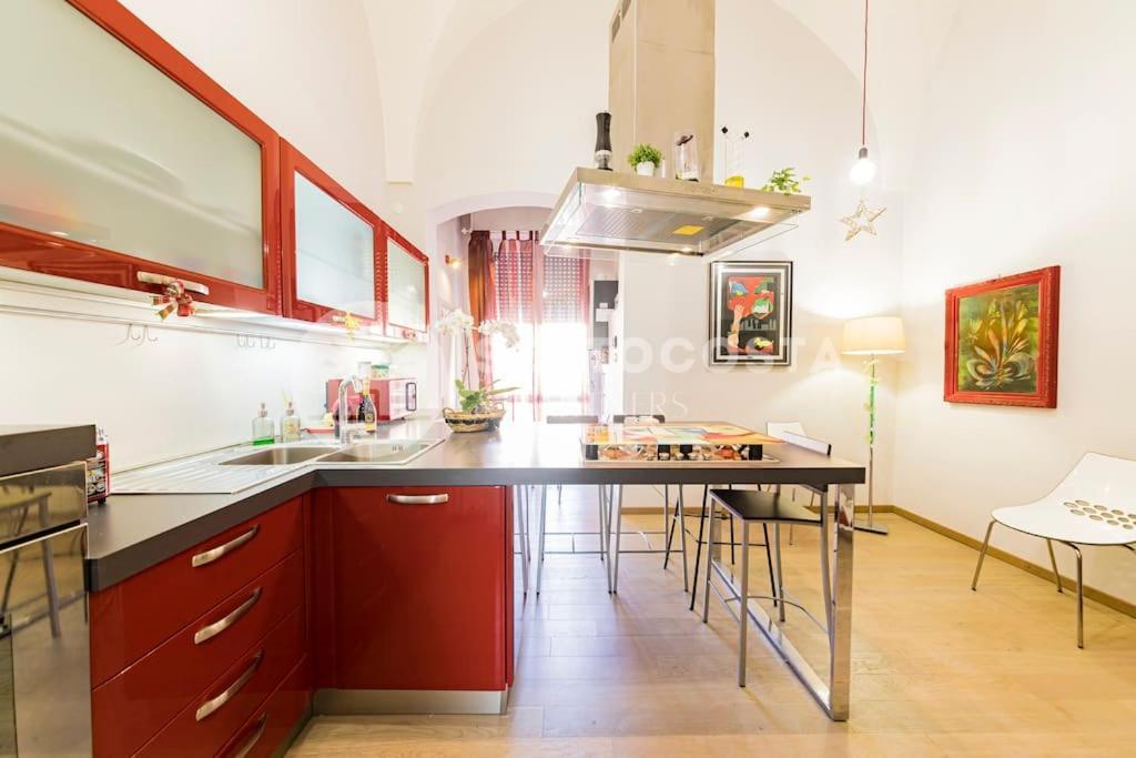 Contemporary Flat -
